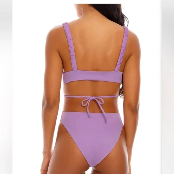 New AGUA BENDITA
Danielle Bouk One Piece - Picture 2 of 3